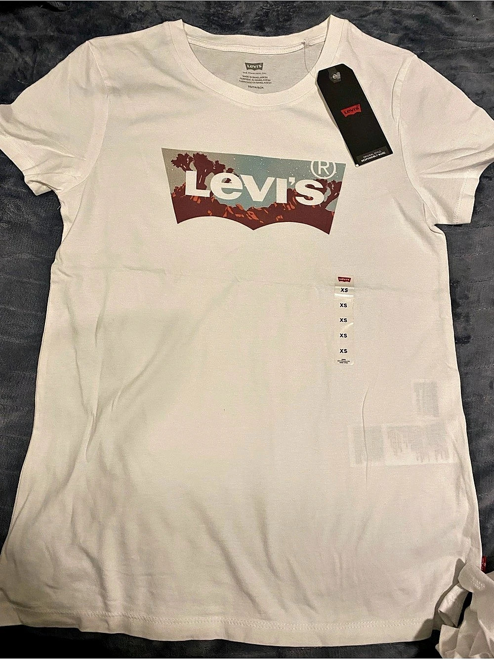 Levi's Graphic Crewneck T-Shirt Graphic Short Sleeve Tee White XS